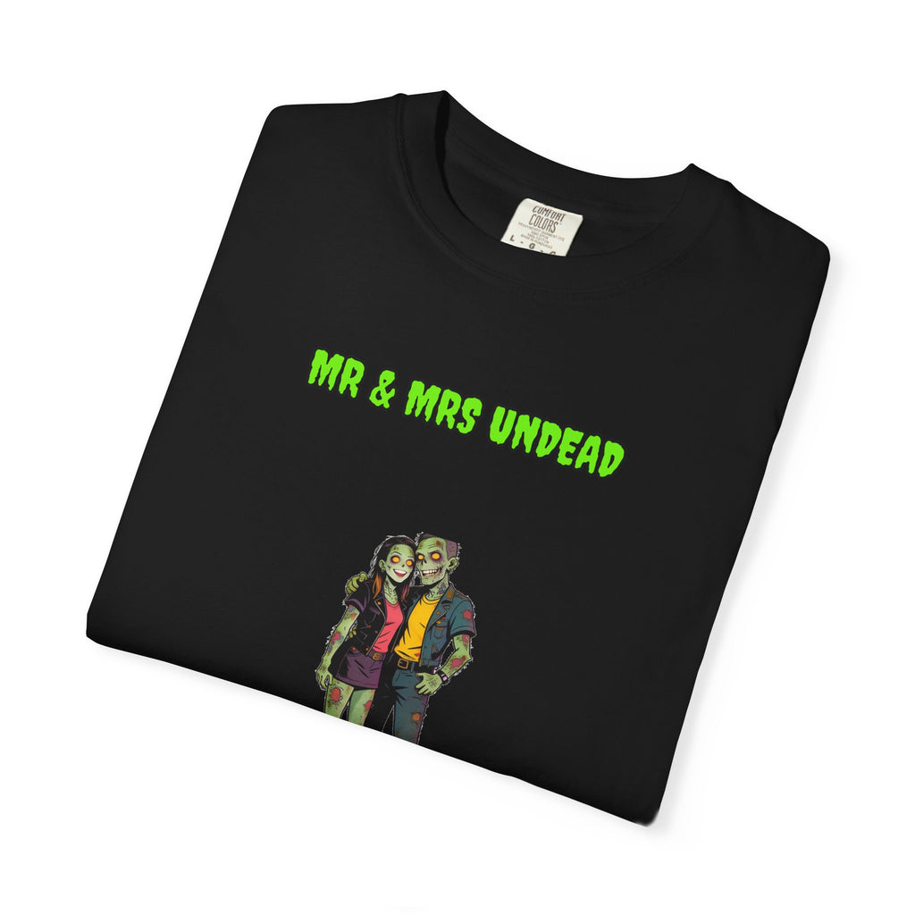 Mr & Mrs Undead — Zombie Couple Tee